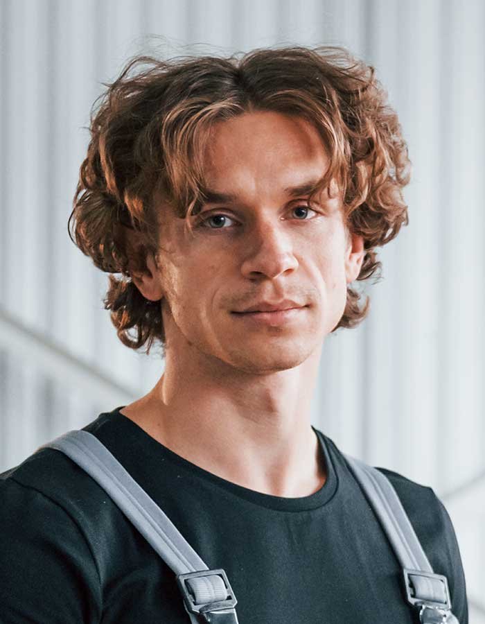 Car Customization Specialist